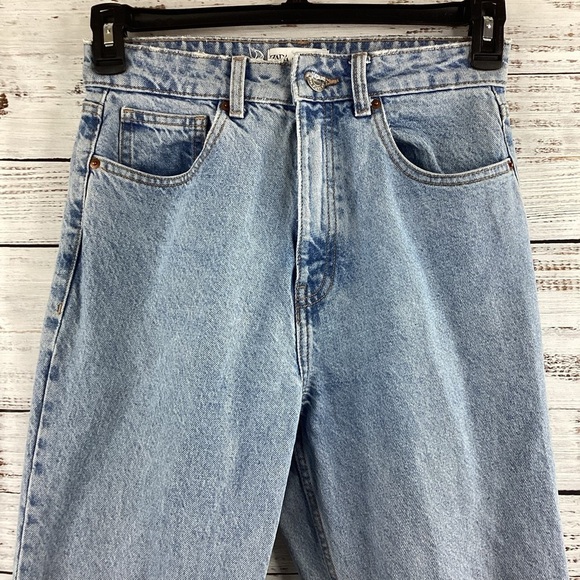 ZARA SIZE 6 28 BLUE WASH MOM JEANS HI RISE PANTS GUC - Picture 3 of 10